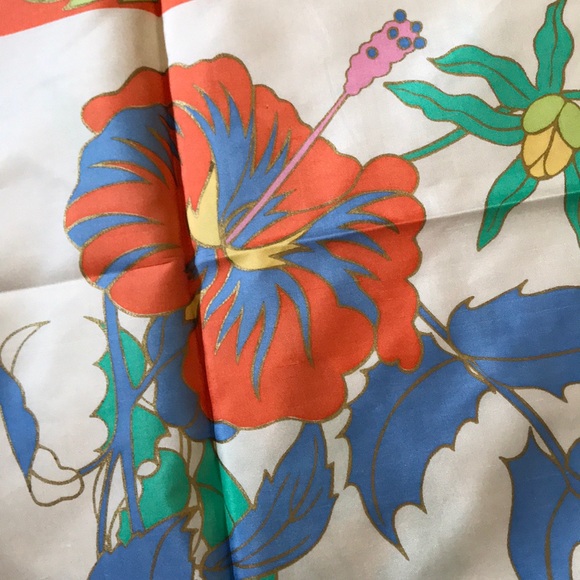 Very nice, scarf - Picture 4 of 6